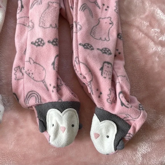 Carter’s 6-9 Month Girl Fleece Pajamas - Picture 2 of 5